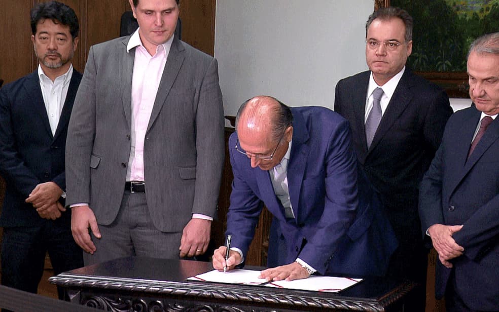 Alckmin anuncia reajuste salarial de 3,5% para funcionalismo público de SP