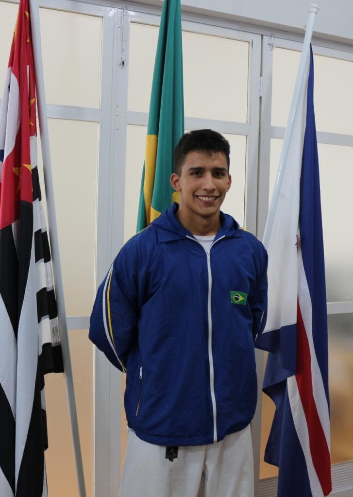 Campeão brasileiro de Karatê vai ministrar aulas gratuitas em Jales