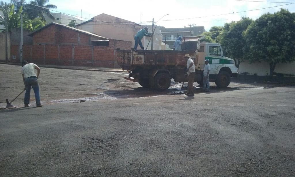 Prefeitura inicia Operação Tapa Buracos em bairros, avenidas e marginais