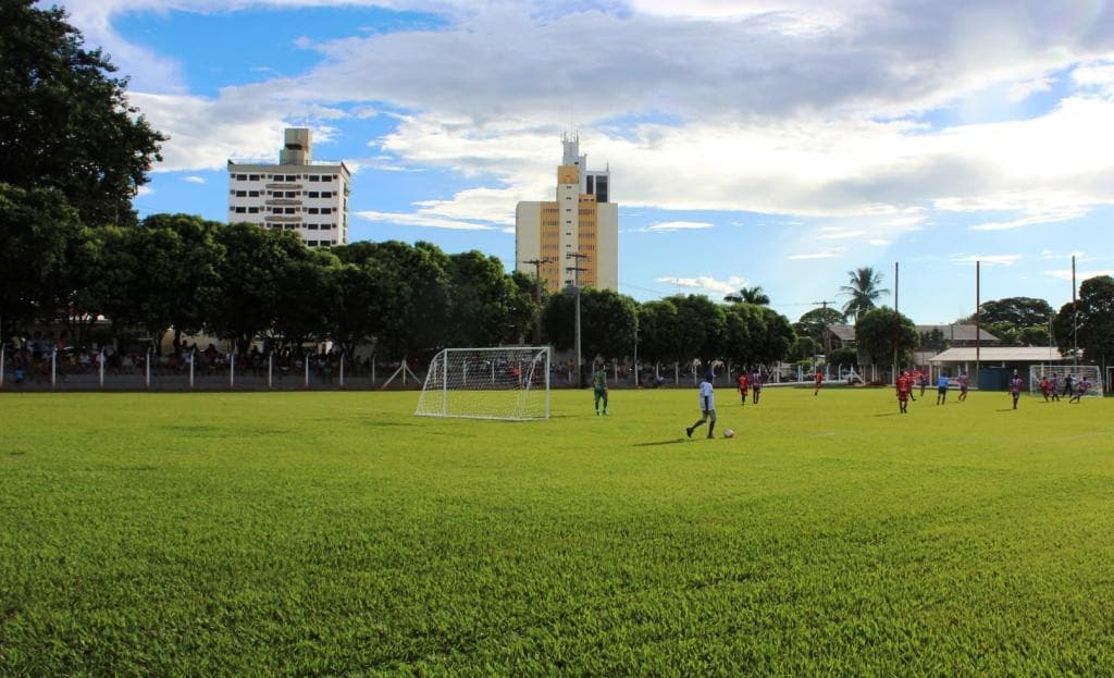 Campo da Fepasa sedia 3º Campeonato Regional de Futebol Society
