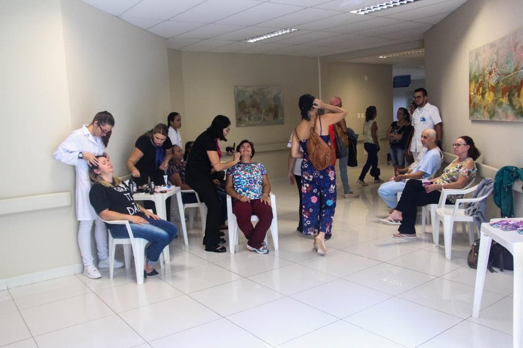 Pacientes do HA têm programação especial no 8 de Março