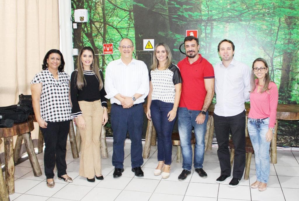 Palestra “Conquistando novos territórios no tratamento da Hepatite C” capacita profissionais de saúde