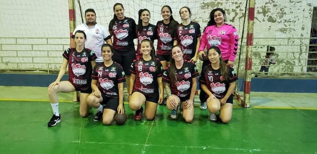Futebol Society e Handebol movimentaram o final de semana