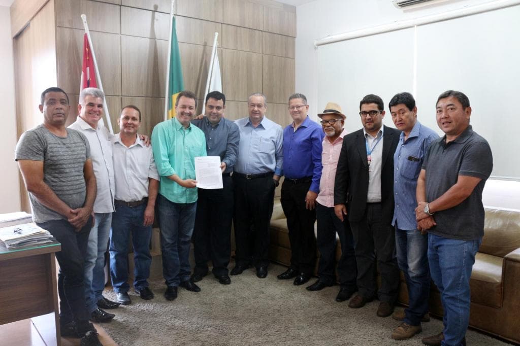 Prefeitura assina convênio de R$ 1.155.000,00 para reforma e revitalização da Praça Euphly Jalles