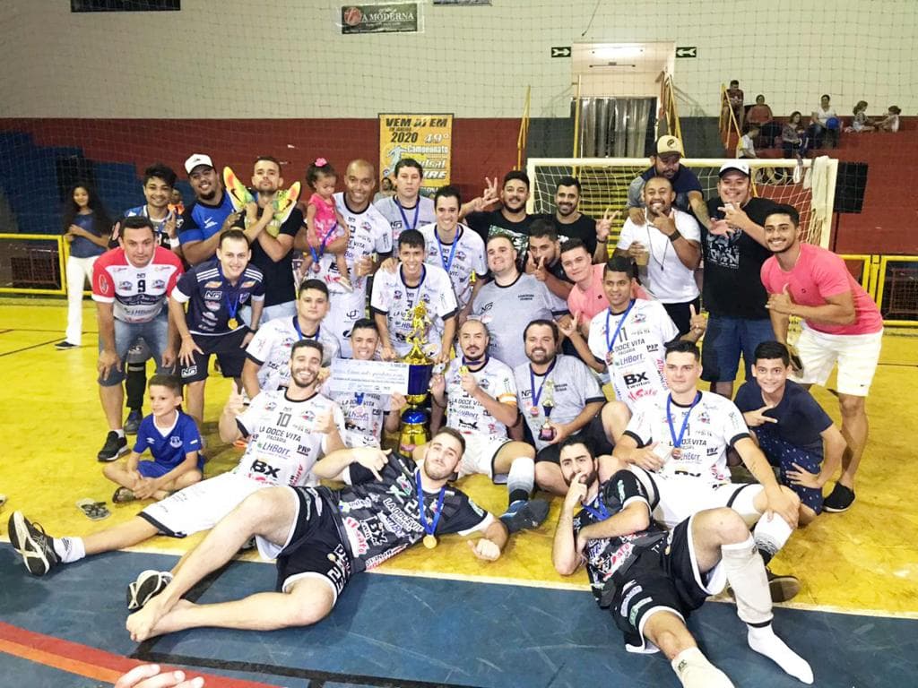 Equipe LHBorr/Padaria La Doce Vita/ Bio Vida é bicampeã no 48º Campeonato Aberto de Futsal