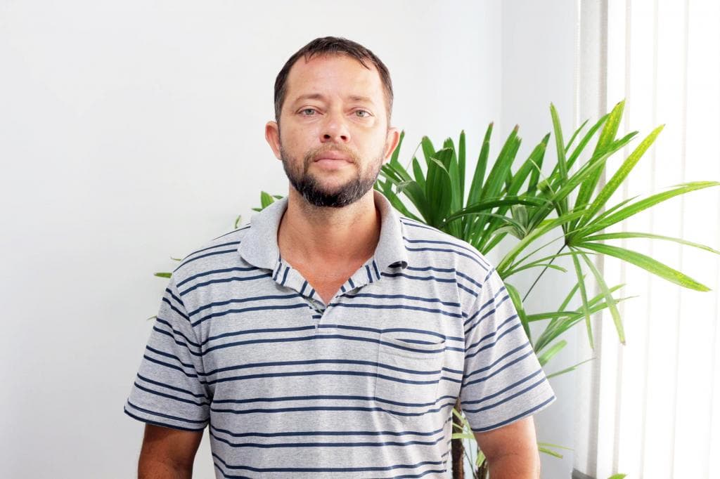Pedreiro de Jales que usa o pseudônimo de Louco Andarilho vira autor de dois livros