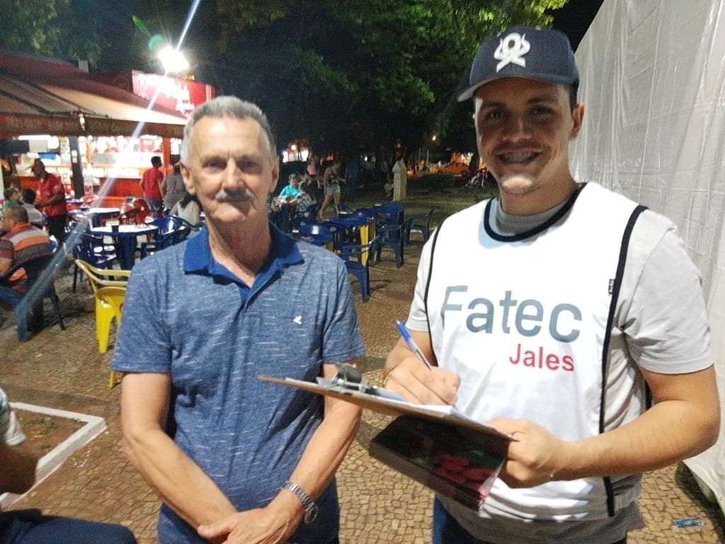 Fatec Jales realiza pesquisa sobre satisfação do público presente na 14ª Feira do Agronegócio da Uva e do Mel de Jales