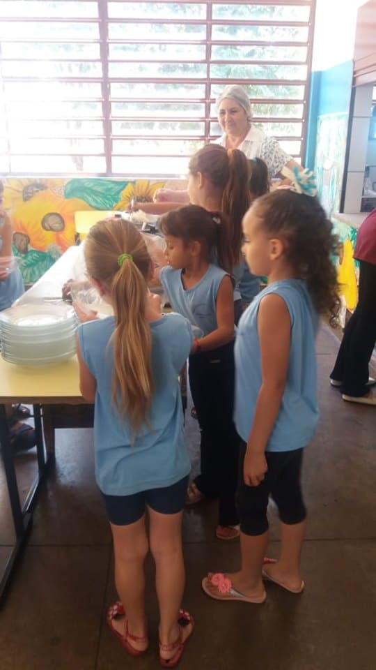 Prefeitura de Turmalina inicia projeto sobre nutrição saudável na escola municipal