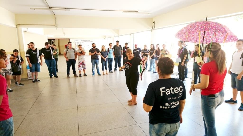 FATEC Jales: IV Semana do Livro e da Biblioteca encanta a todos