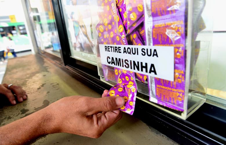 Curiosidade: entenda a diferença entre o preservativo masculino e o feminino