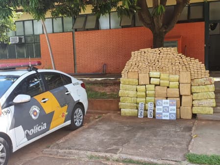 Polícia Rodoviária apreende mais de 800 quilos de maconha em caminhonete abandonada