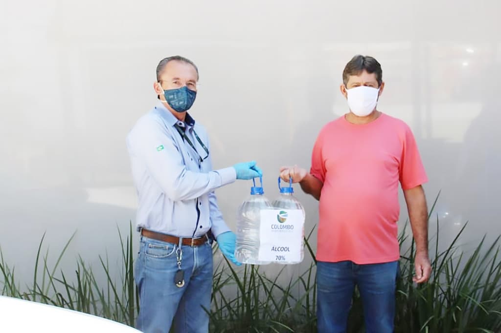 Usina Colombo doa Álcool 70 para Associação de Feirantes do Comboio de Jales