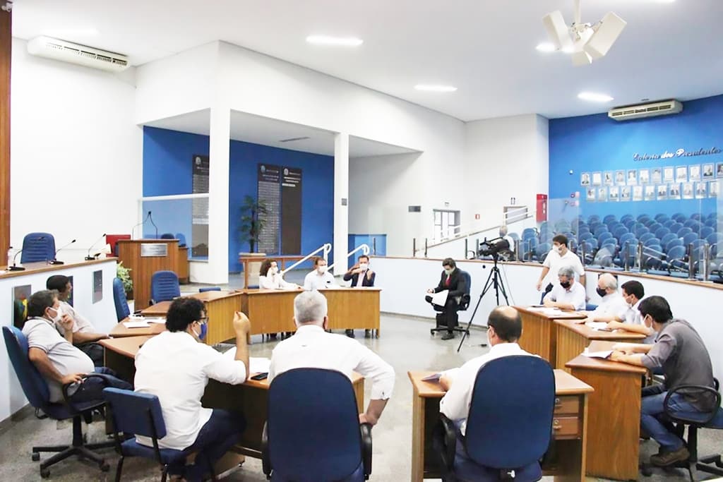 Câmara, Prefeitura, Instituto de Previdência e Sindicato discutem reforma da previdência em Jales
