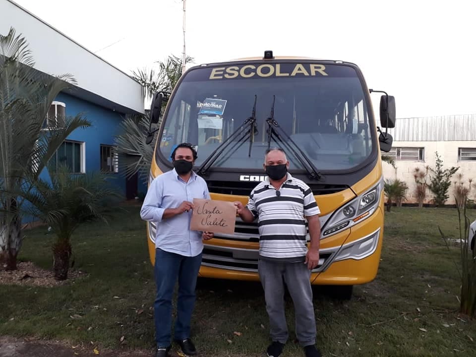 Municípios da região recebem novos ônibus escolares do Governo de SP