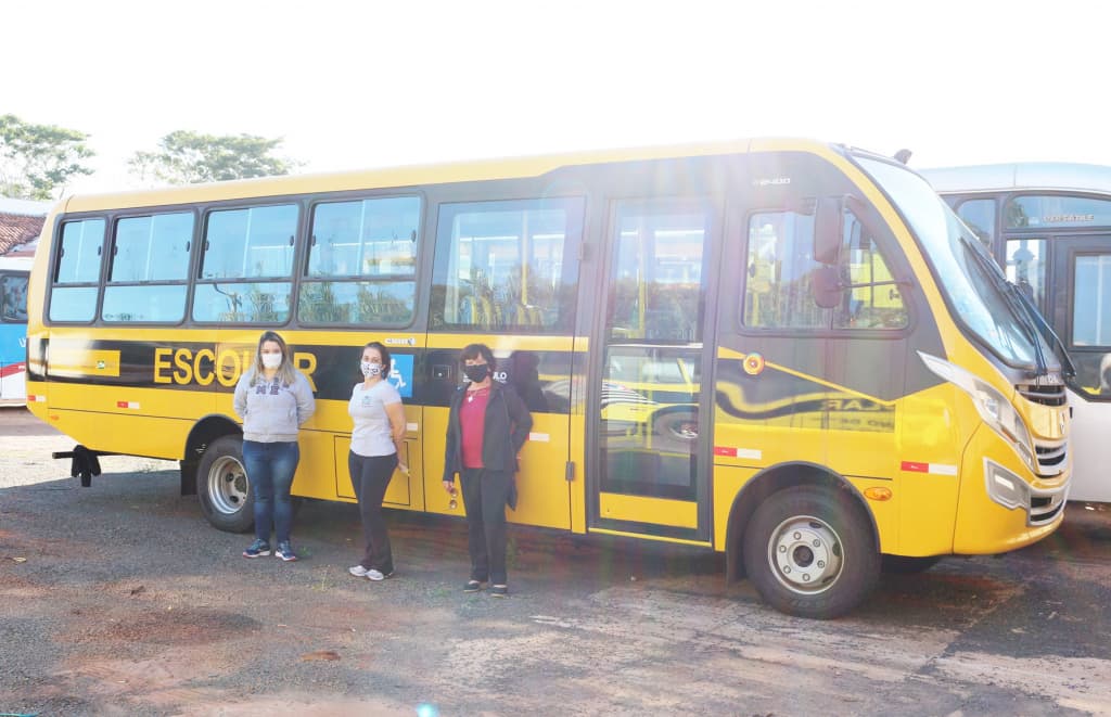 Jales conquista mais um ônibus para o transporte de alunos