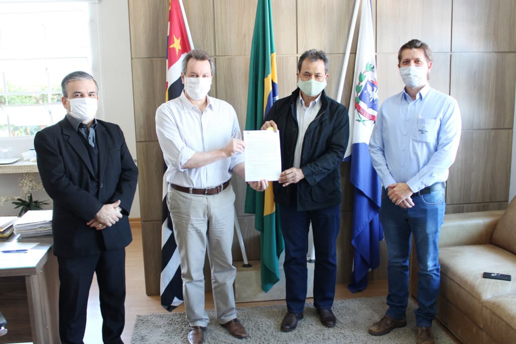 Prefeitura de Jales, Santa Casa e CMDCA concretizam parceria para compra de respiradores e monitores para o hospital