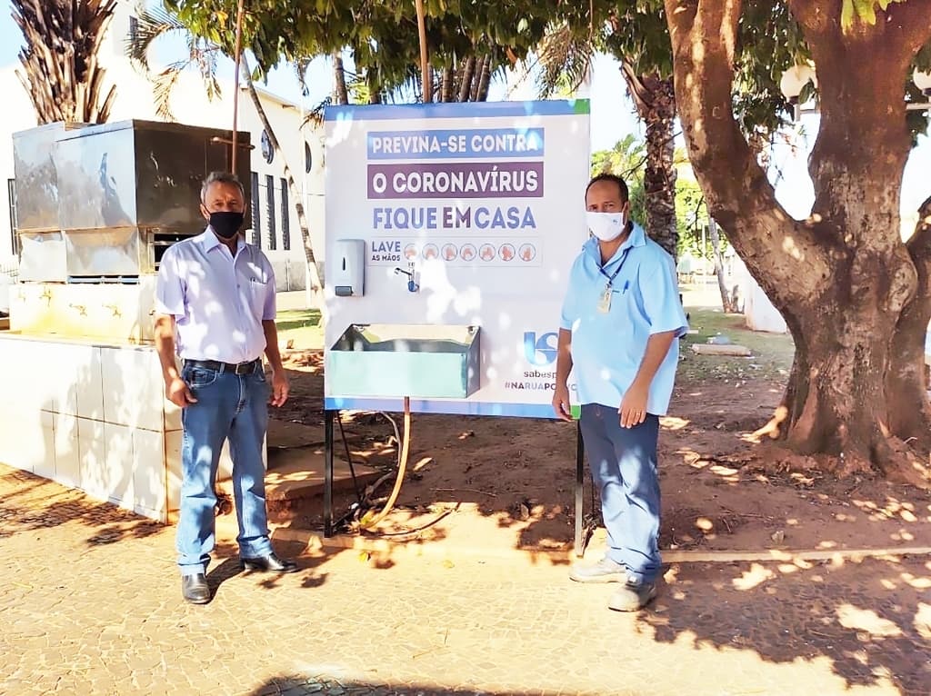 Prefeitura Municipal e Sabesp instalam lavatório na Praça Central de Pontalinda