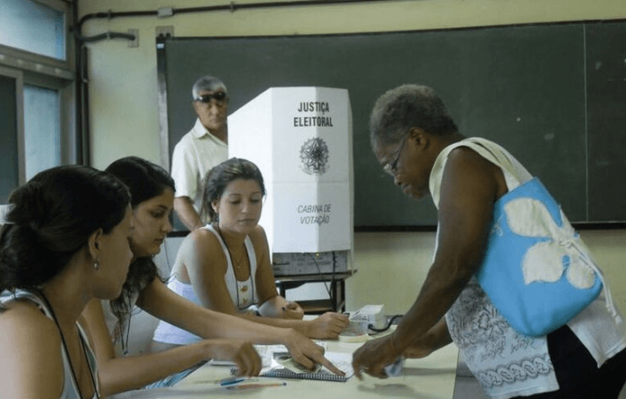 TSE irá discutir novas medidas sanitárias durante as eleições deste ano