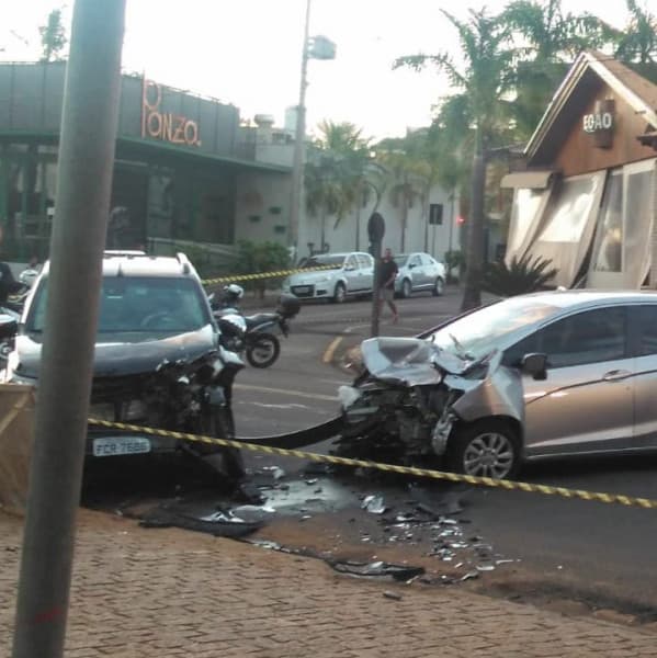 Idoso tem mal súbito, sofre acidente e morre em Avenida na região