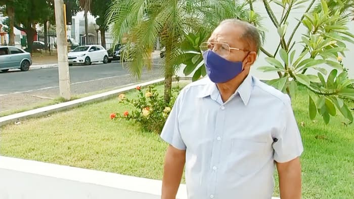 Idoso recupera cofre deixado como sucata com R$ 36 mil