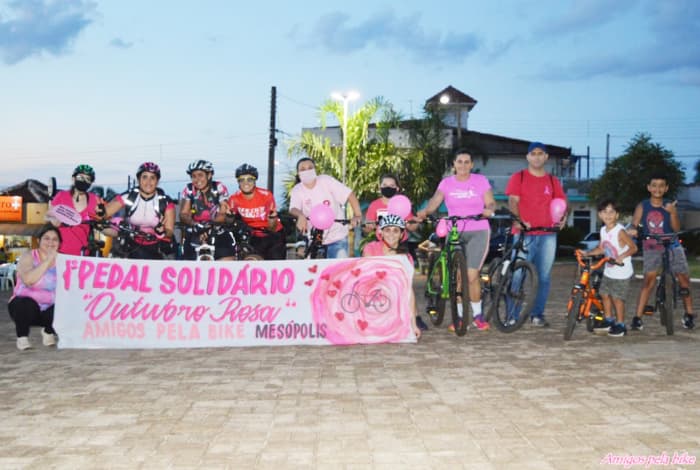 Pedal solidário “Outubro Rosa” mobiliza ciclistas de Mesópolis e região