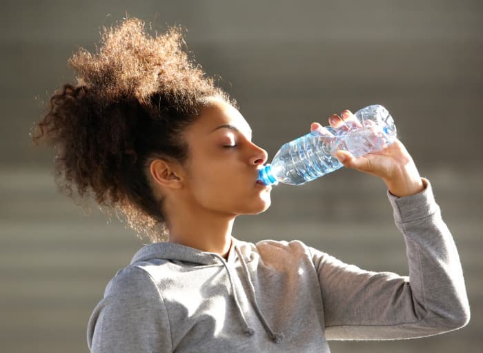 Com a chegada do Verão, é importante ter atenção redobrada com o consumo de água