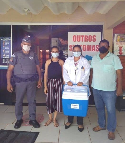 Aspásia recebe primeira remessa do imunizante