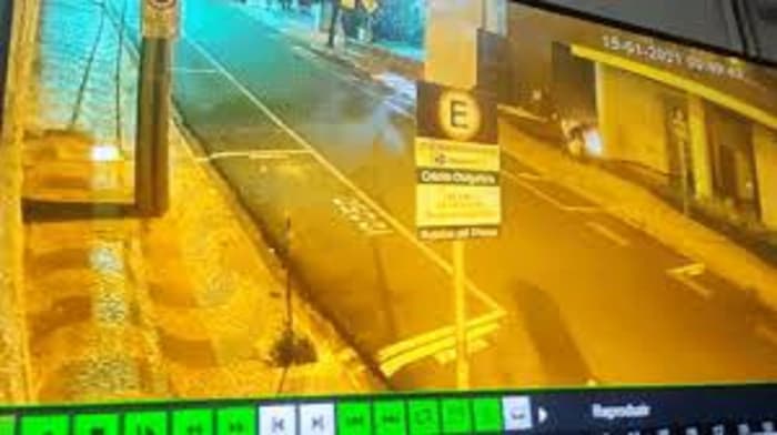 Morre o morador de rua que teve corpo queimado enquanto dormia em Rio Preto