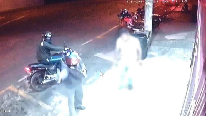 Homem é morto a tiros por criminosos na frente de serv-festas