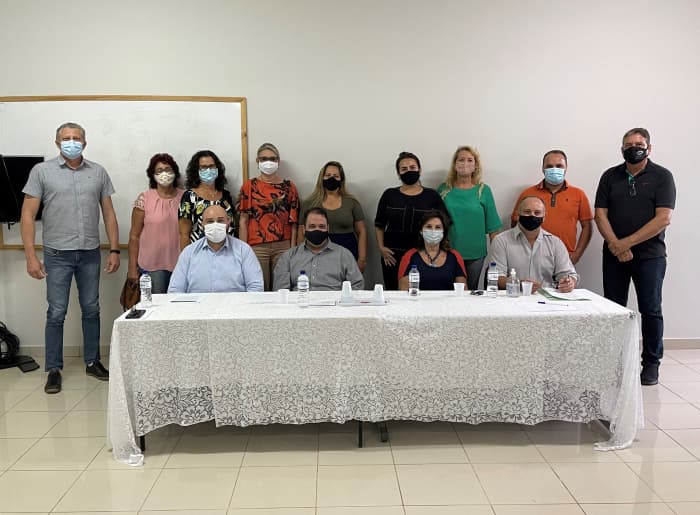 Prefeito Luis Henrique e vice Marynilda participaram da posse dos novos membros dos Conselhos do IMPS