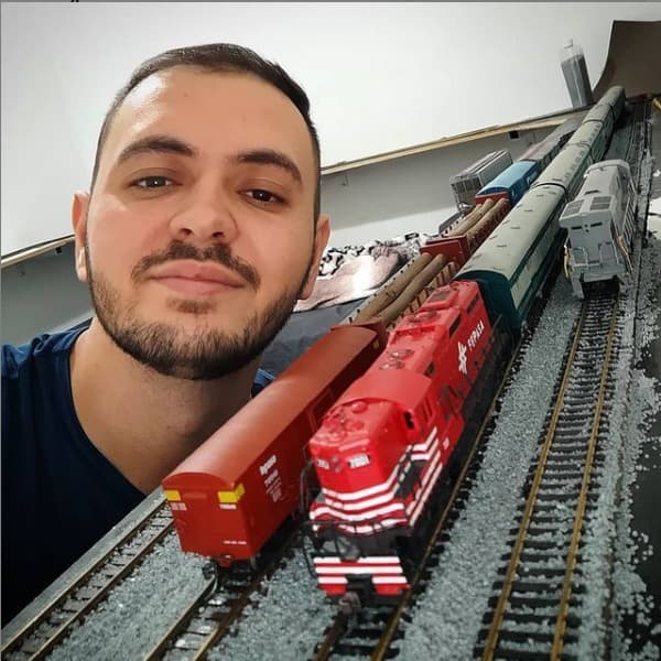 Em tempos de isolamento social, hobby do ferreomodelismo atrai morador de Jales