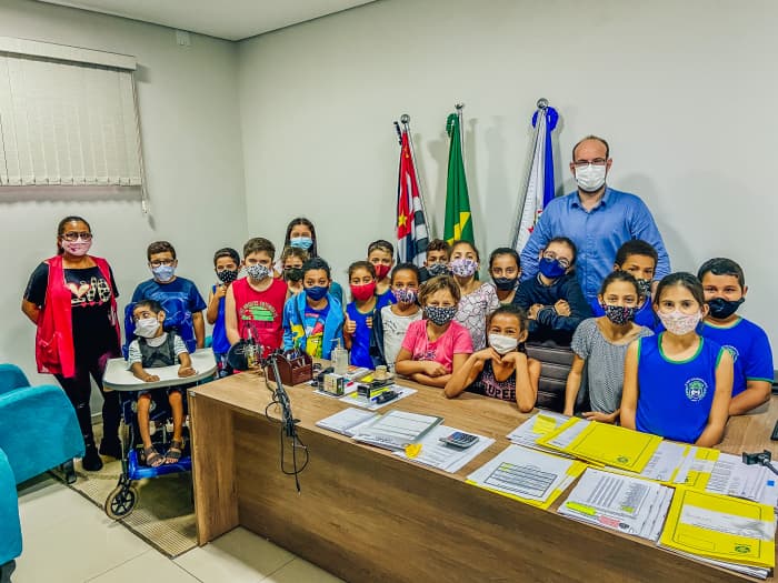 Alunos de Urânia confeccionam maquete sobre o município