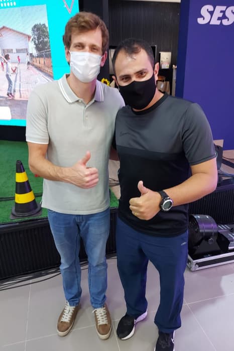 Professor da rede municipal representa Jales no 6º Simpósio de Educação Física Escolar de Votuporanga