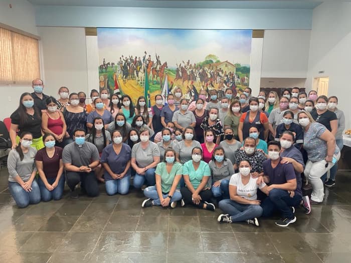 Equipe da saúde de Urânia participa de palestra sobre a importância do trabalho humanizado