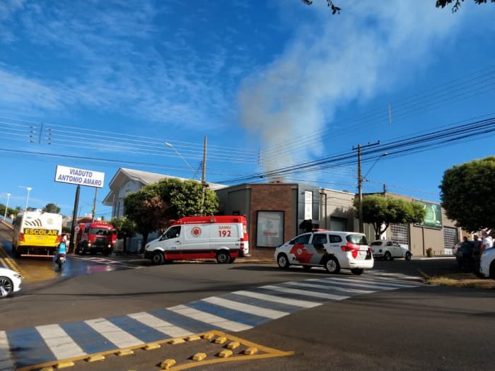Incêndio atinge parte da Secretaria Municipal de Educação de Jales