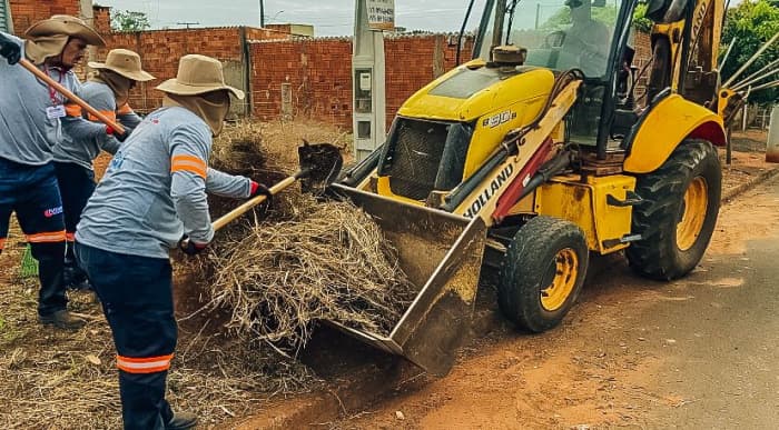 Município inicia projeto Cidade Limpa - Urânia + Limpa