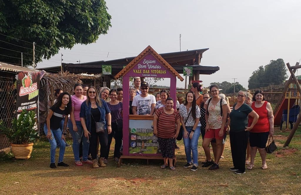 Participantes das oficinas do SCFV de Urânia visitam atrativos turísticos do município