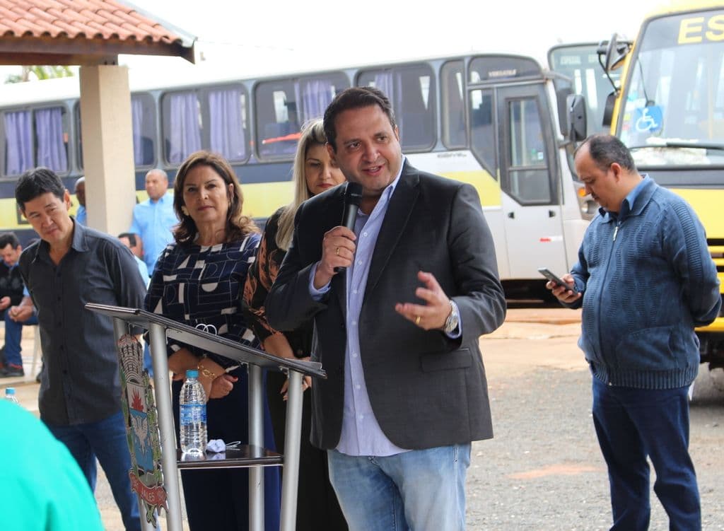 Prefeitura de Jales inaugura sede da Secretaria Municipal de Educação na presença de centenas de pessoas