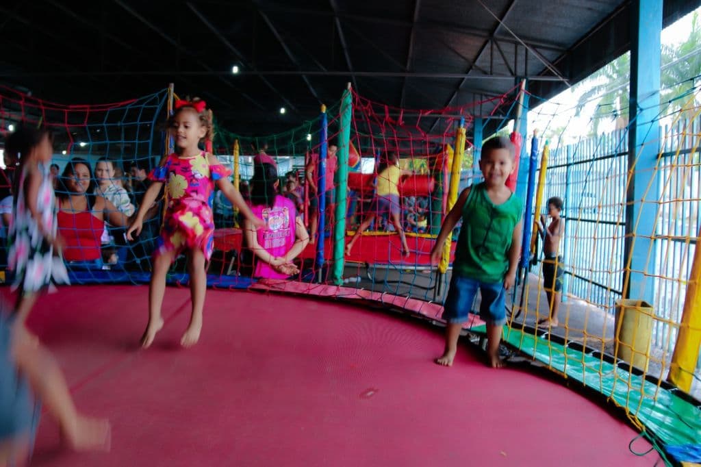 Prefeitura de Urânia reúne centenas de famílias em comemoração ao Dia das Crianças