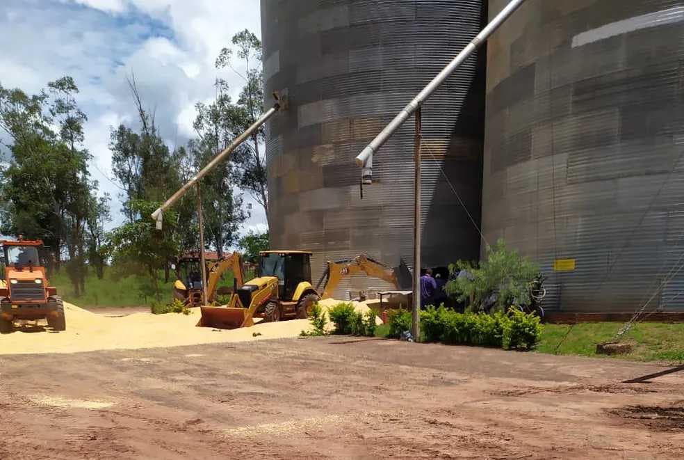 Jovem morre 'soterrado' em silo de milho em Sud Mennucci