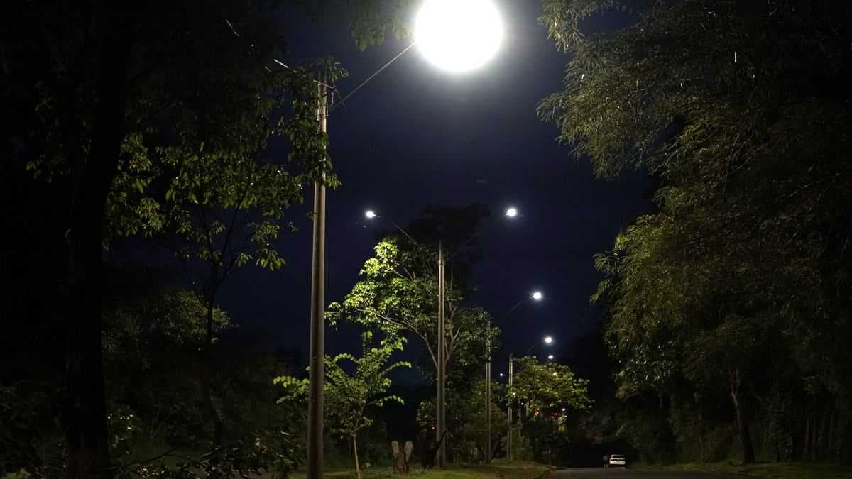 Moradores de Jales podem solicitar através do WhatsApp manutenção da iluminação pública em ruas