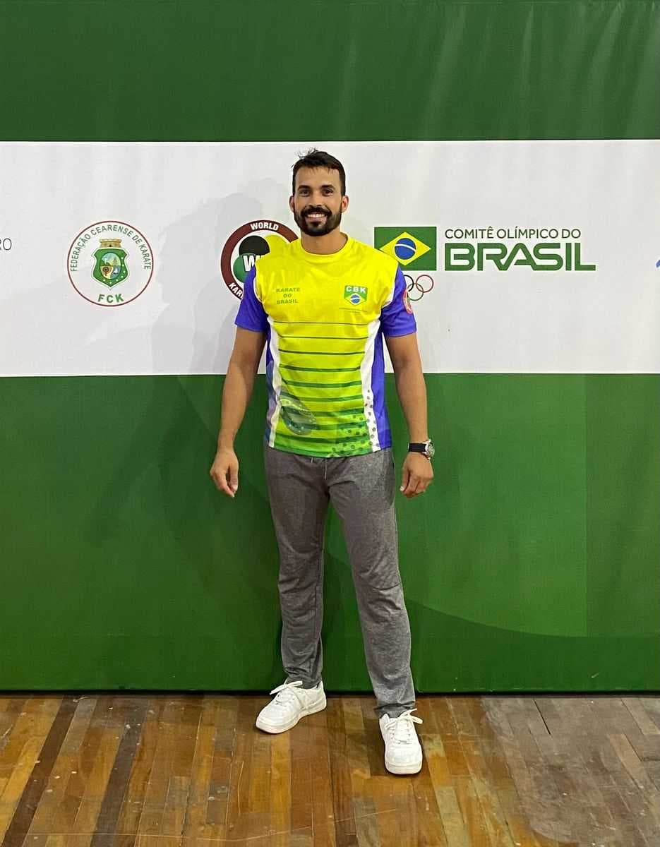 Professor de Karatê de Jales Participa de Fórum Nacional em Caucaia-CE