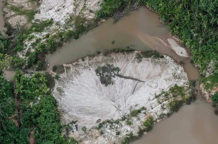 Projeto de Lei em tramitação prevê punição para mineração ilegal