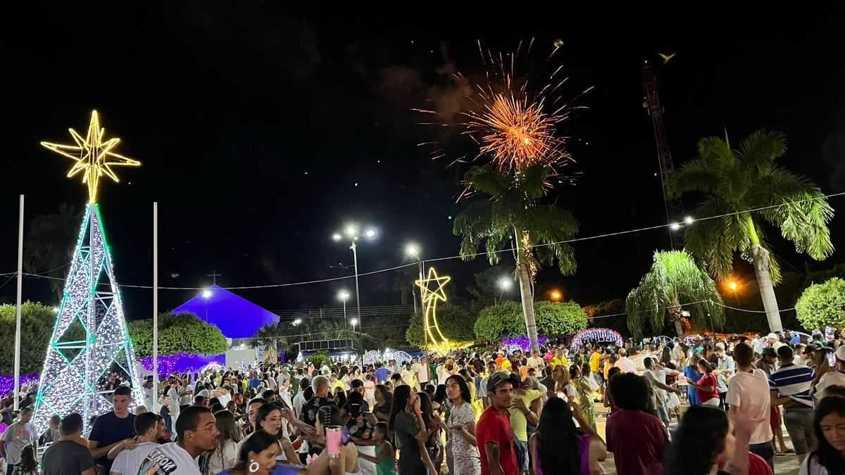 ‘Show da Virada’ é realizado em Urânia e atrai milhares de pessoas