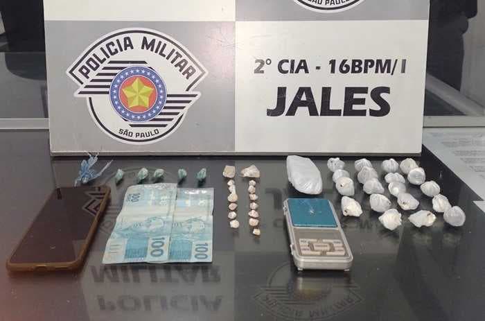 Adolescentes são apreendidos pela PM com drogas em Paranapuã