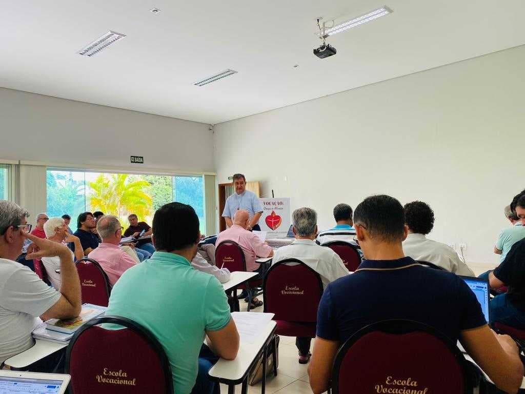 Clero Diocesano de Jales realiza primeira Reunião Geral de 2023