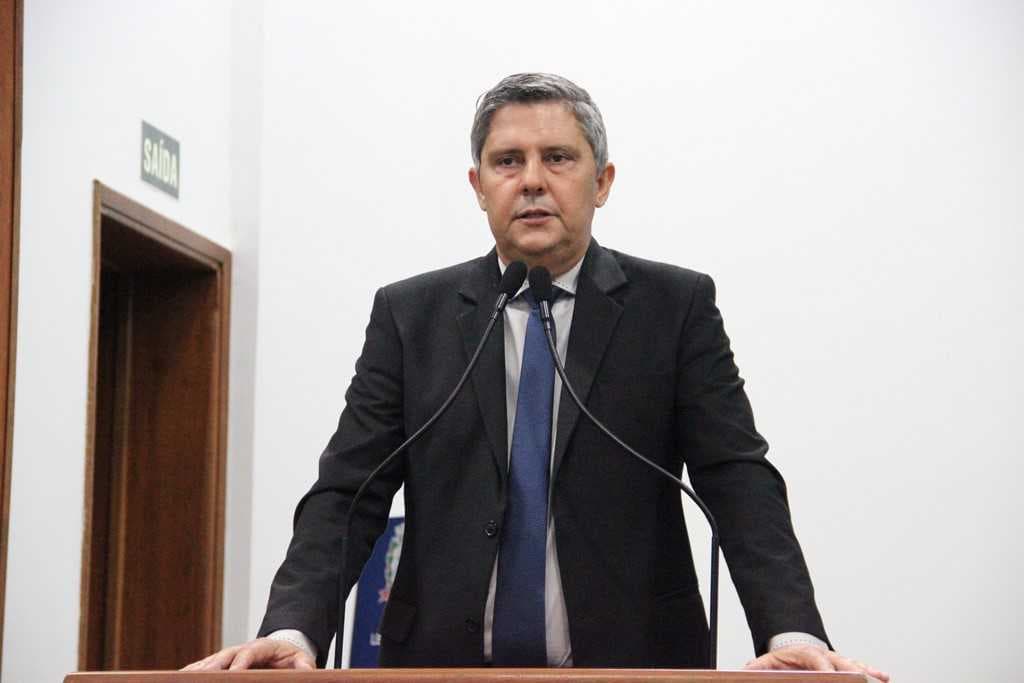 Riva Rodrigues questiona Prefeitura de Jales sobre cronograma de reparos em infraestrutura