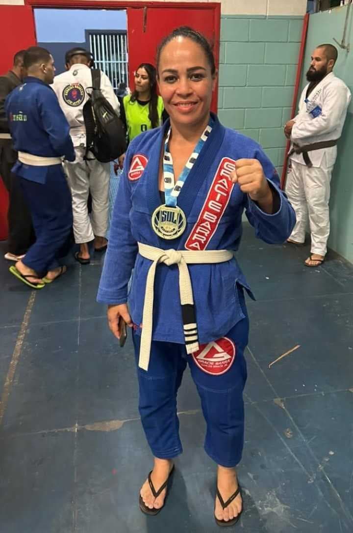 Lutadora jalesense conquista medalha de ouro no Campeonato Sul-Americano de Jiu-Jitsu