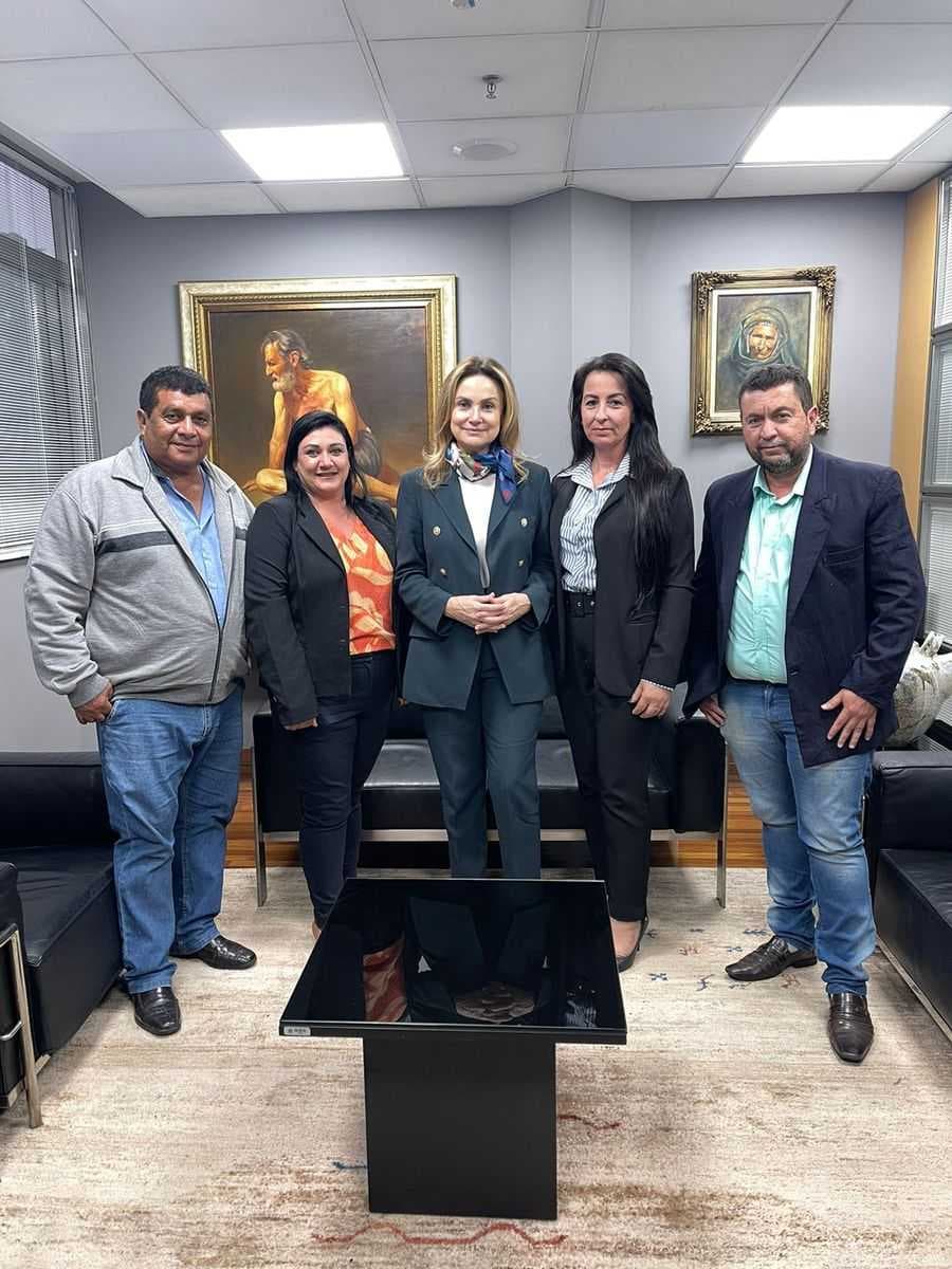 Comitiva com o prefeito, presidente da Câmara e autoridades conquista verba para infraestrutura em Aspásia