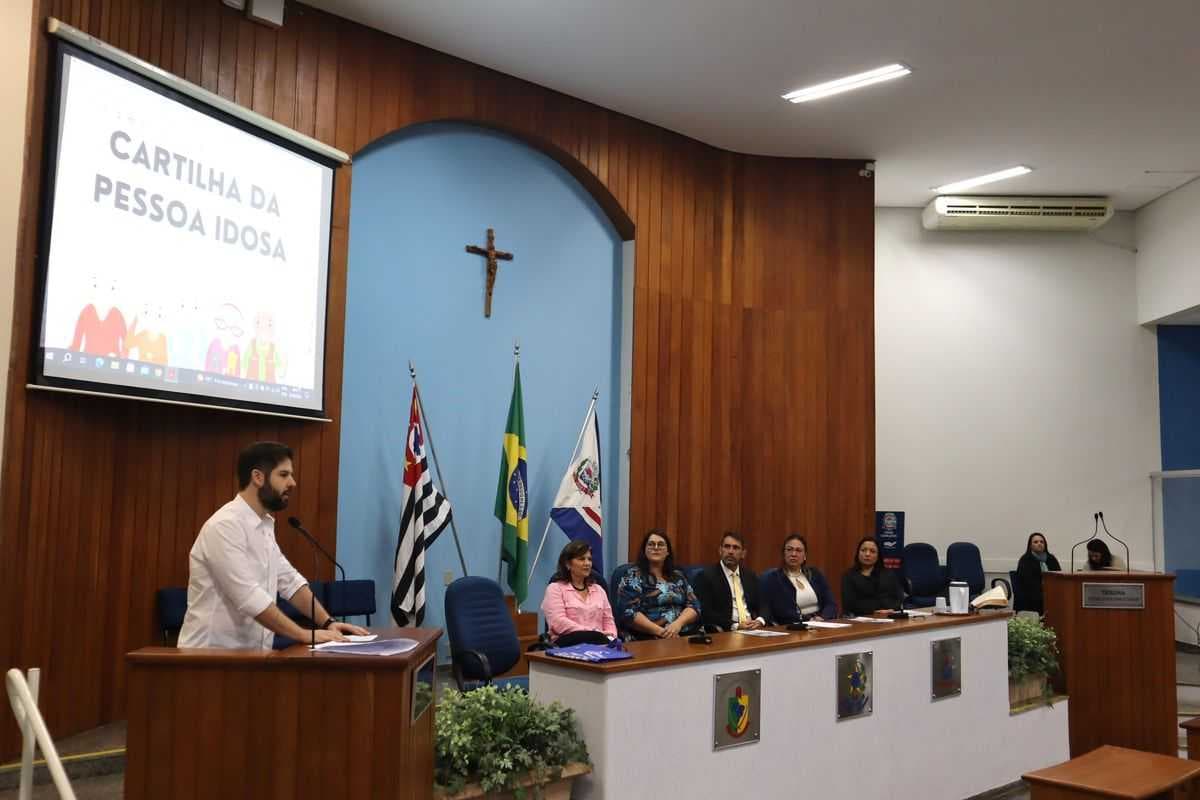 Centro de Referência Especializado de Assistência Social e OAB lançam Cartilha da Pessoa Idosa